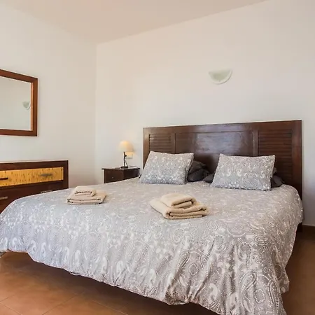 Villa Inviting 3-bed In Playa Blanca