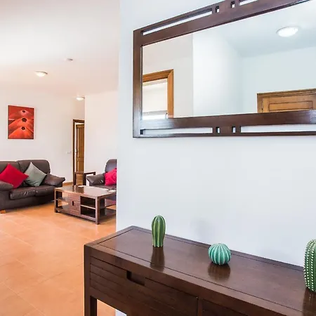 Inviting 3-bed In Playa Blanca * Playa Blanca (Lanzarote)