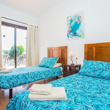 Villa Inviting 3-bed In Playa Blanca Playa Blanca (Lanzarote)